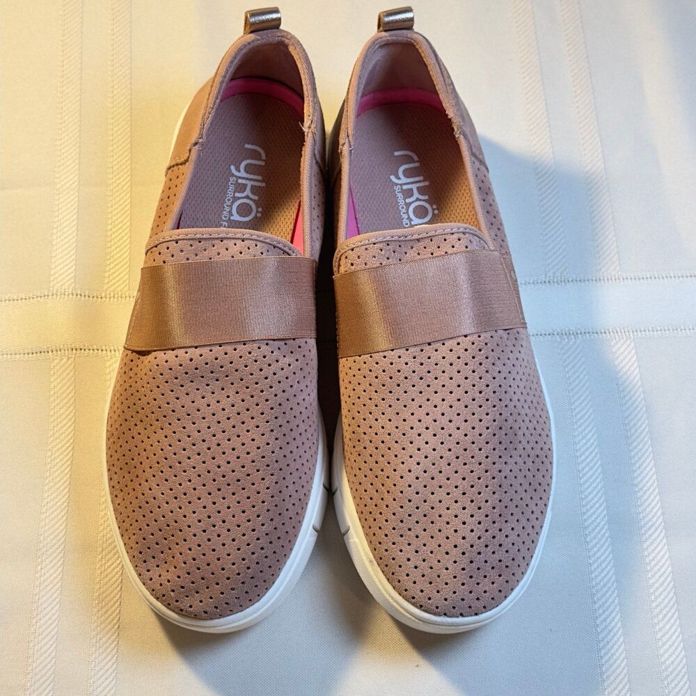 Ryka Comfort Flats Sneakers Size 8